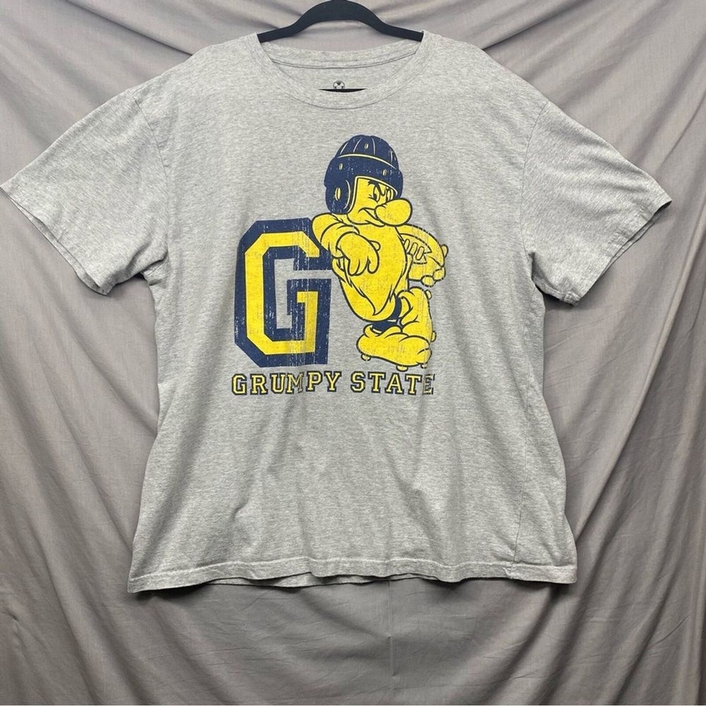 Disney Grumpy Graphic Print T-Shirt Gray Size | XL‎